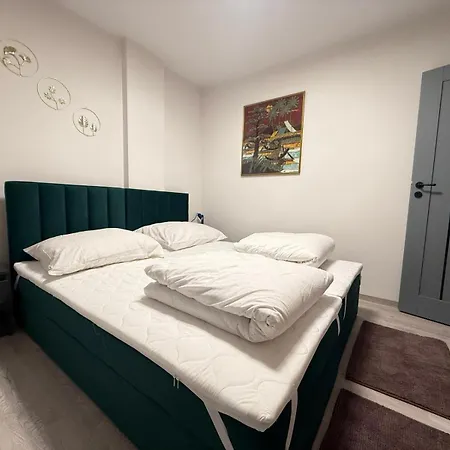 Aparthotel Smart With Parking