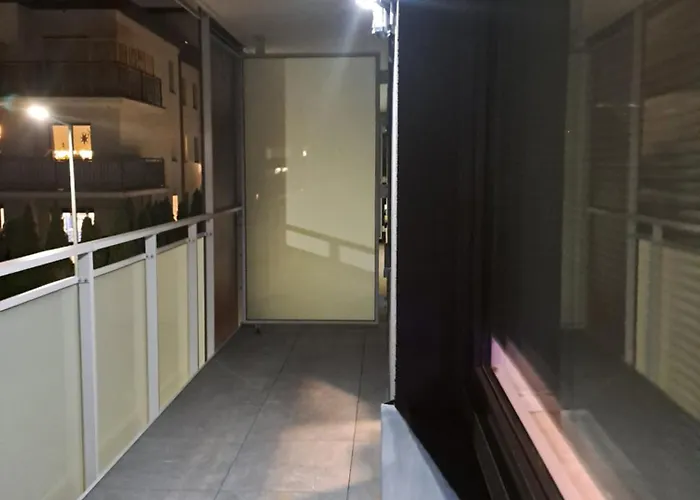 Smart With Parking 3* Varşova